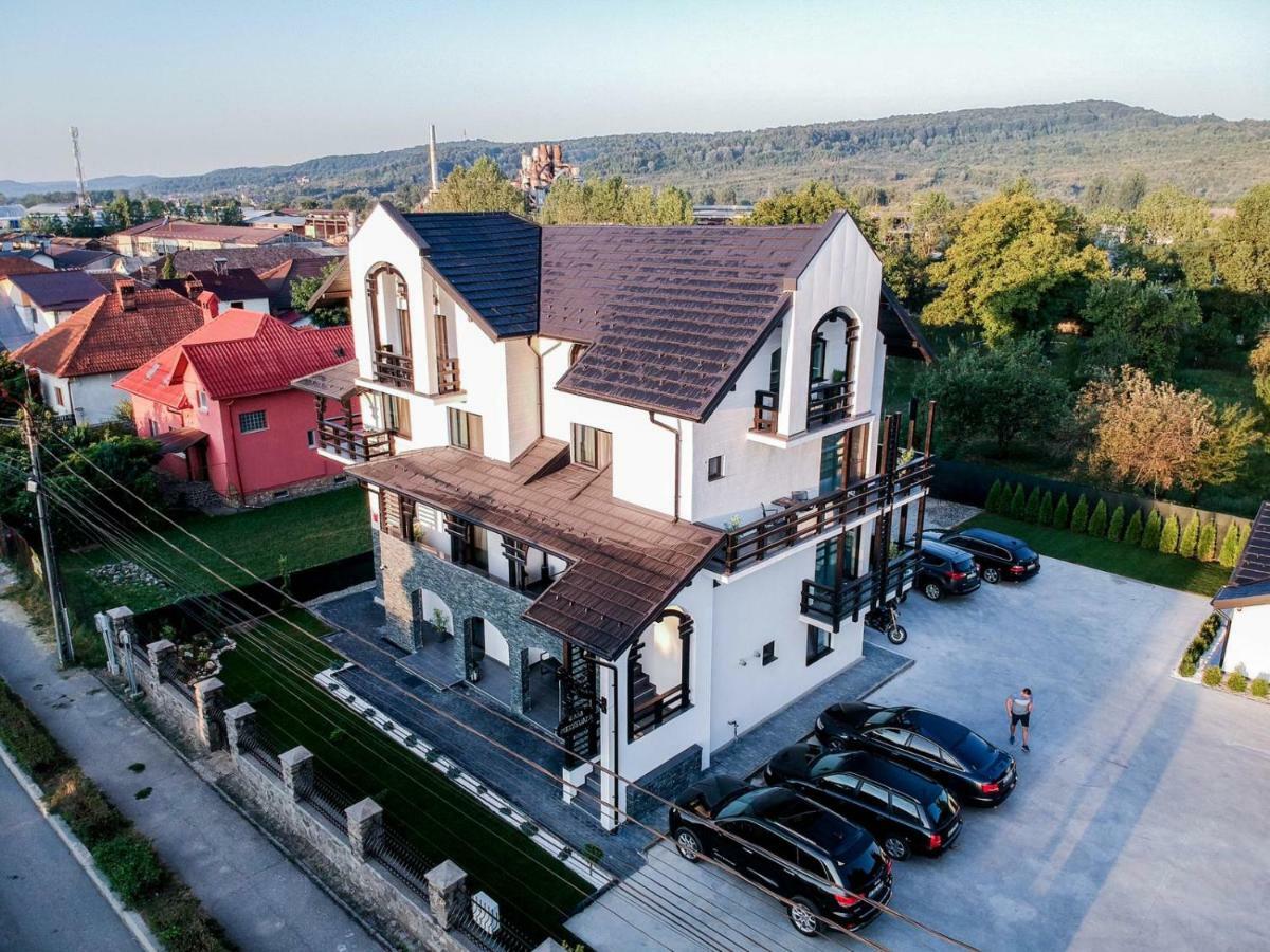 Boutique Hotel Casa Medievala Curtea de Argeş 外观 照片